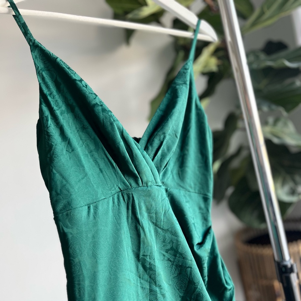 Lulu’s Emerald Green Floral Satin Jacquard Maxi Dress